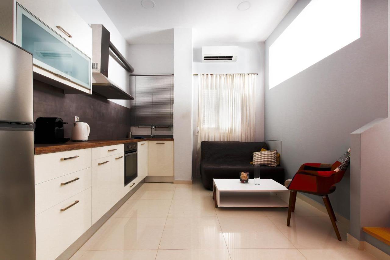 Twin Lofts Ταξιαρχών, A Kalamatastay Property Экстерьер фото